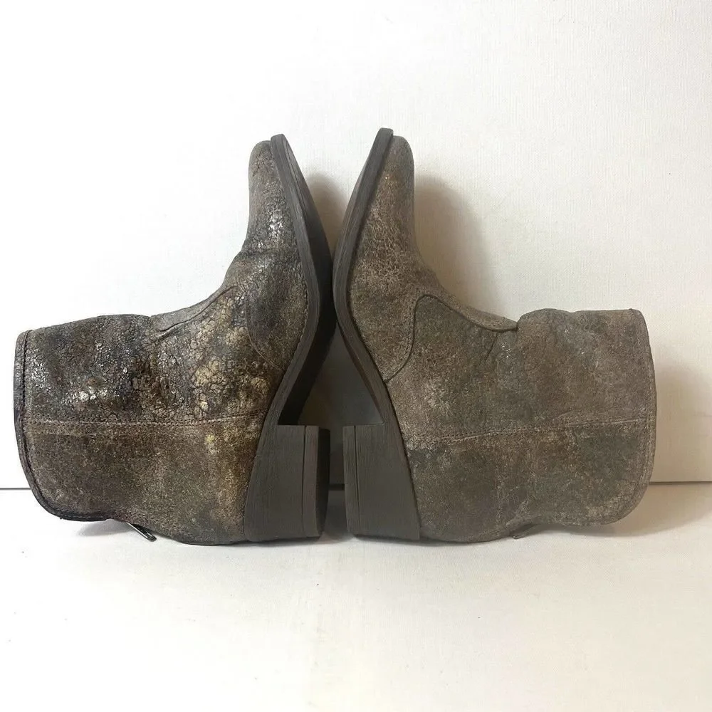 Betsey Johnson Seal Ruffled Brown Leather Back-Zip Western Ankle Bootie Womens 7